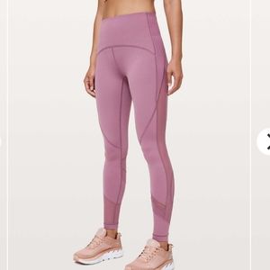 Lululemon clear the court tight